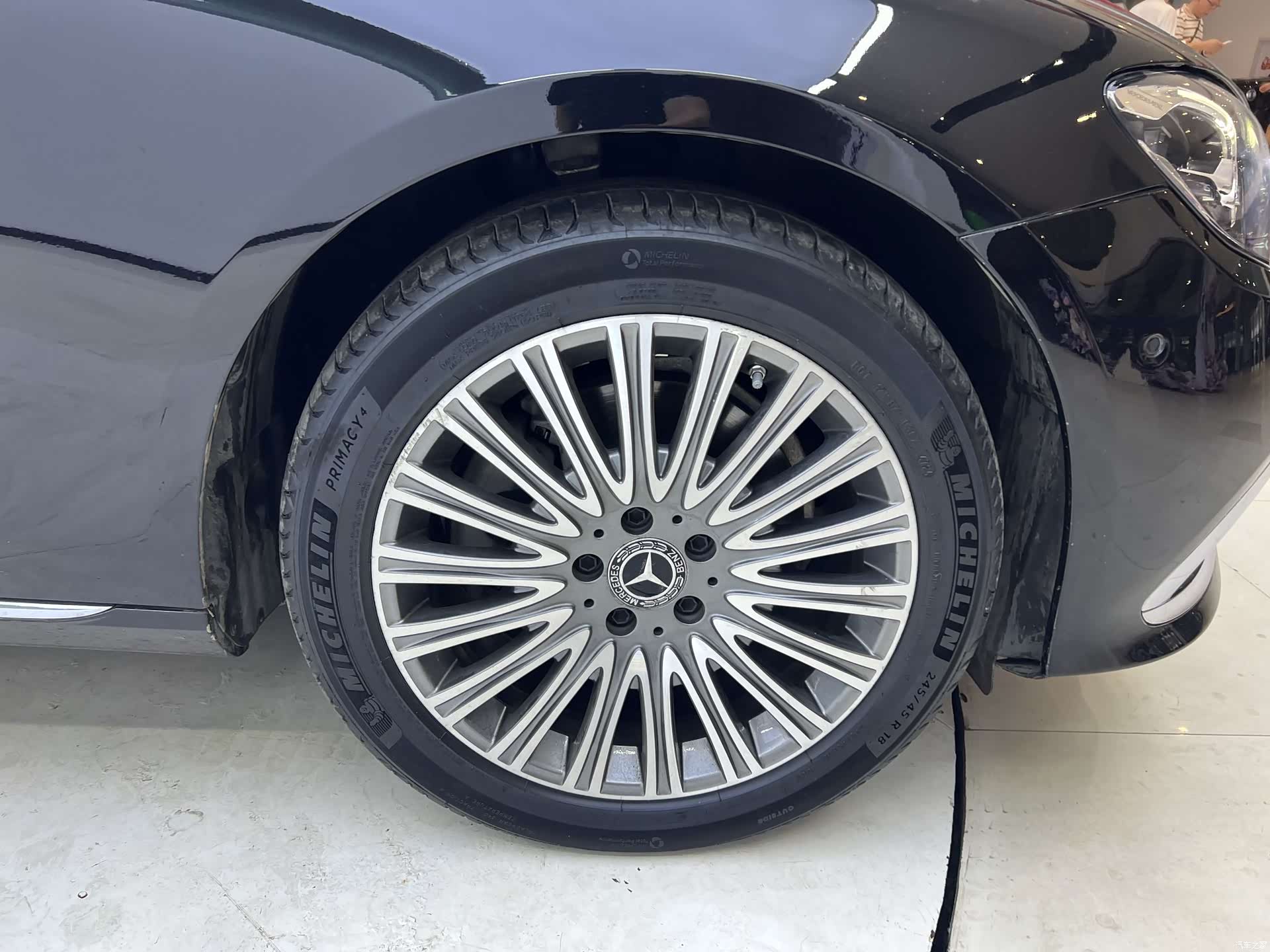 Mercedes-Benz E-Class, 2023 12