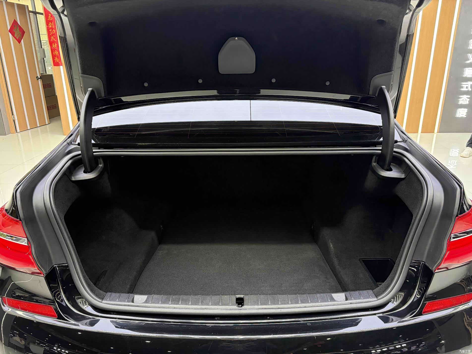 BMW 7 Series, 2018 8