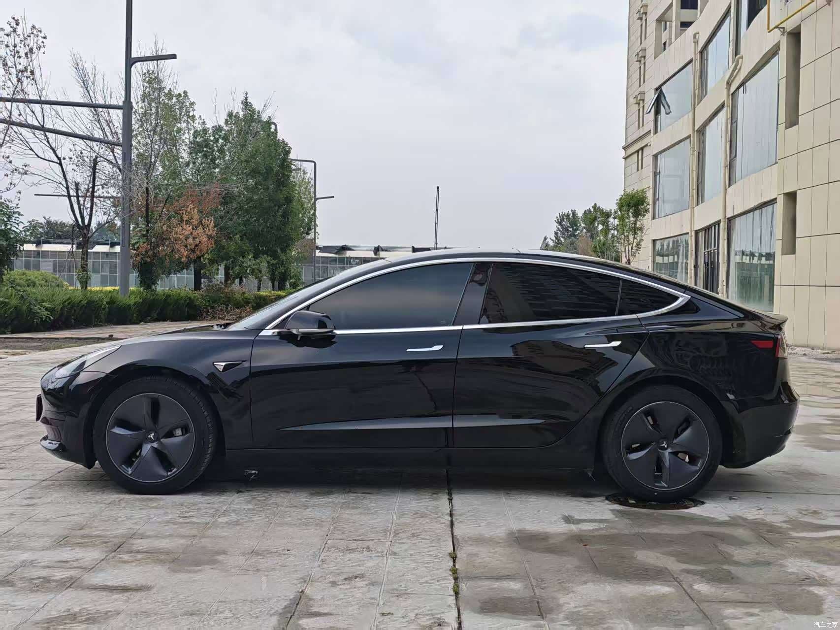 Tesla Model 3, 2020 7
