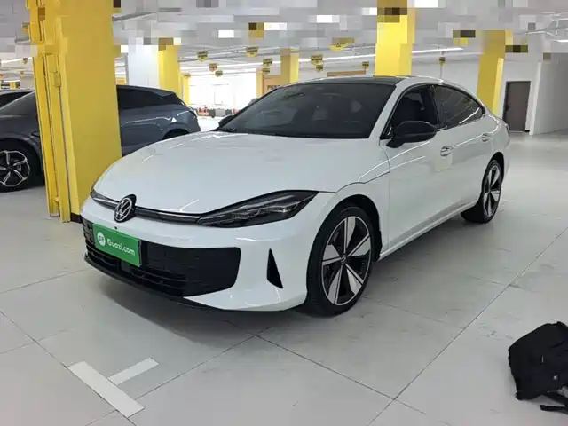 Volkswagen Lamando 2026 — купить из Китая под заказ