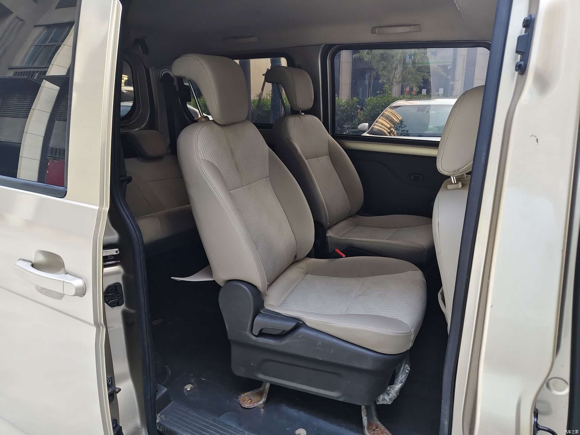 Wuling V, 2017 7