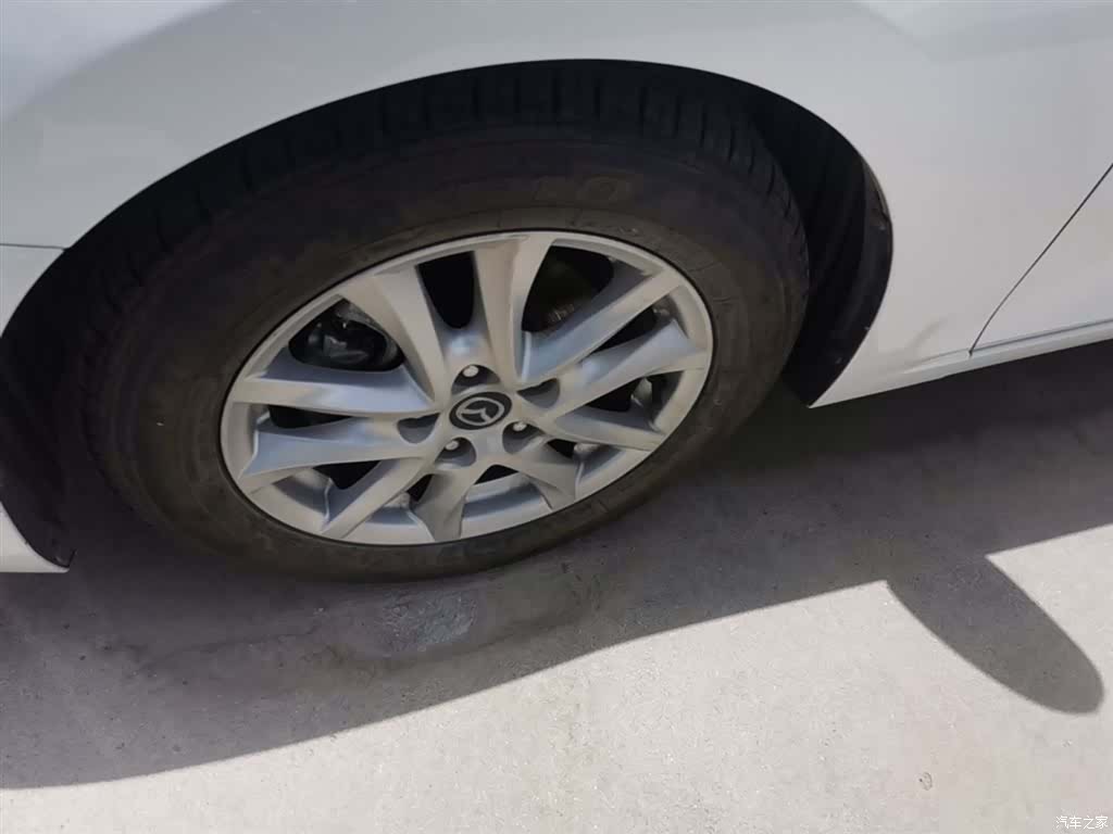 Mazda Mazda3, 2019 23