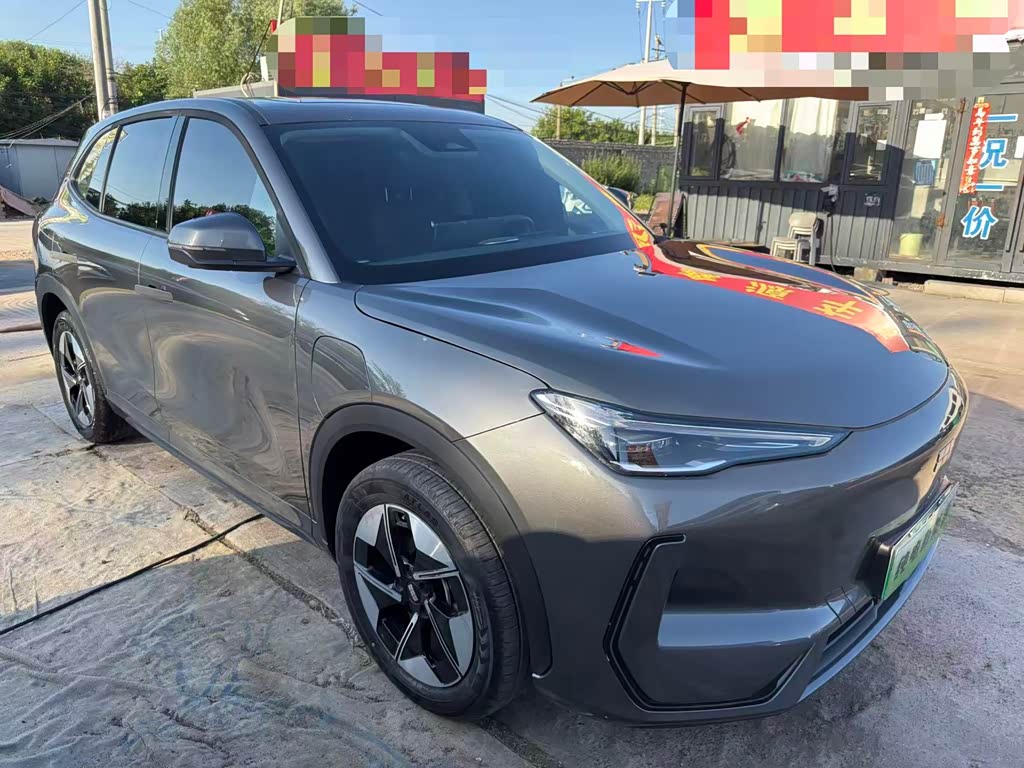 Geely Galaxy E5