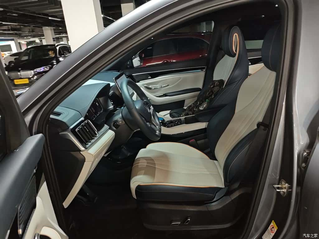 BYD Song, 2022 15