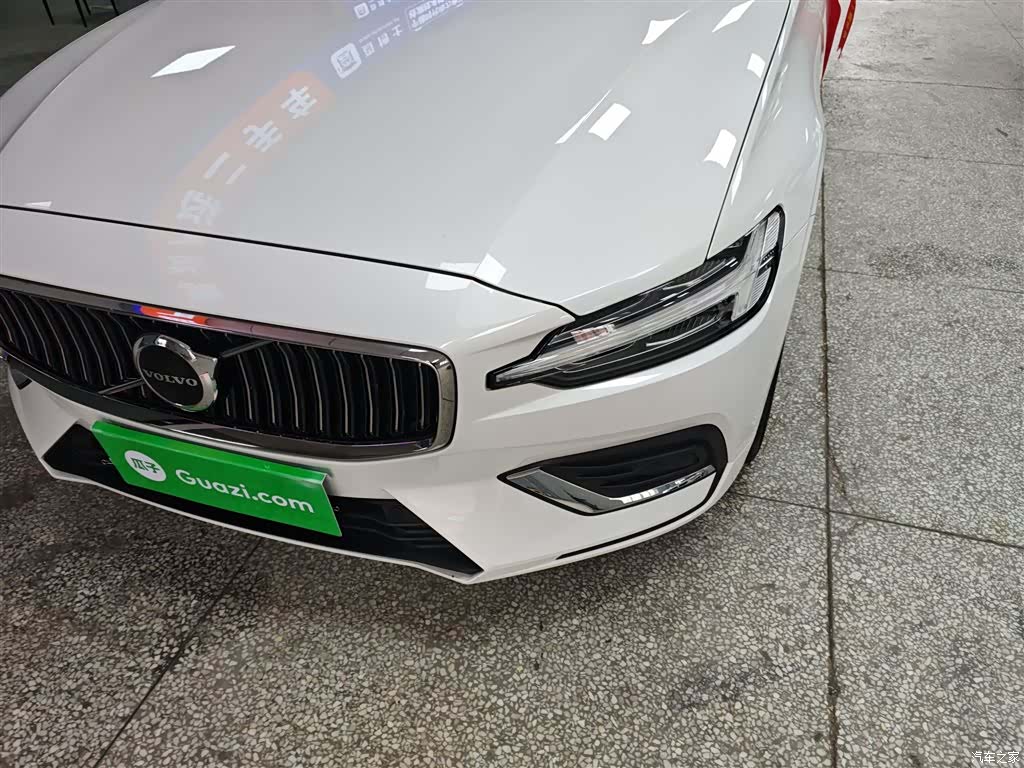 Volvo S60, 2022 24