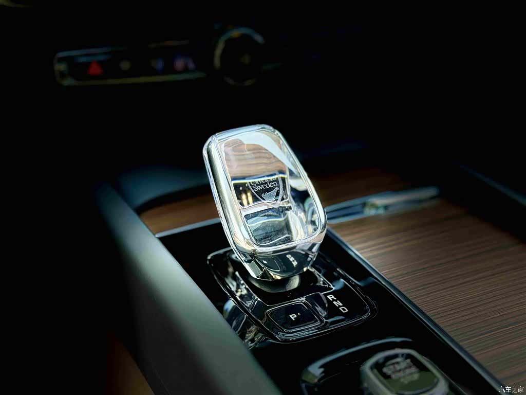 Volvo XC60, 2024 13