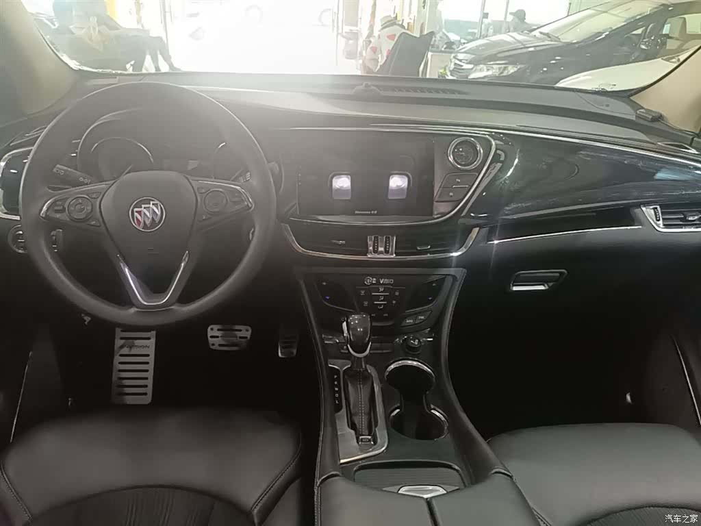 Buick Envision Plus, 2017 10