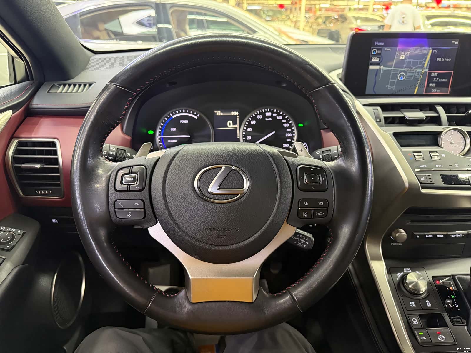 Lexus NX, 2020 14