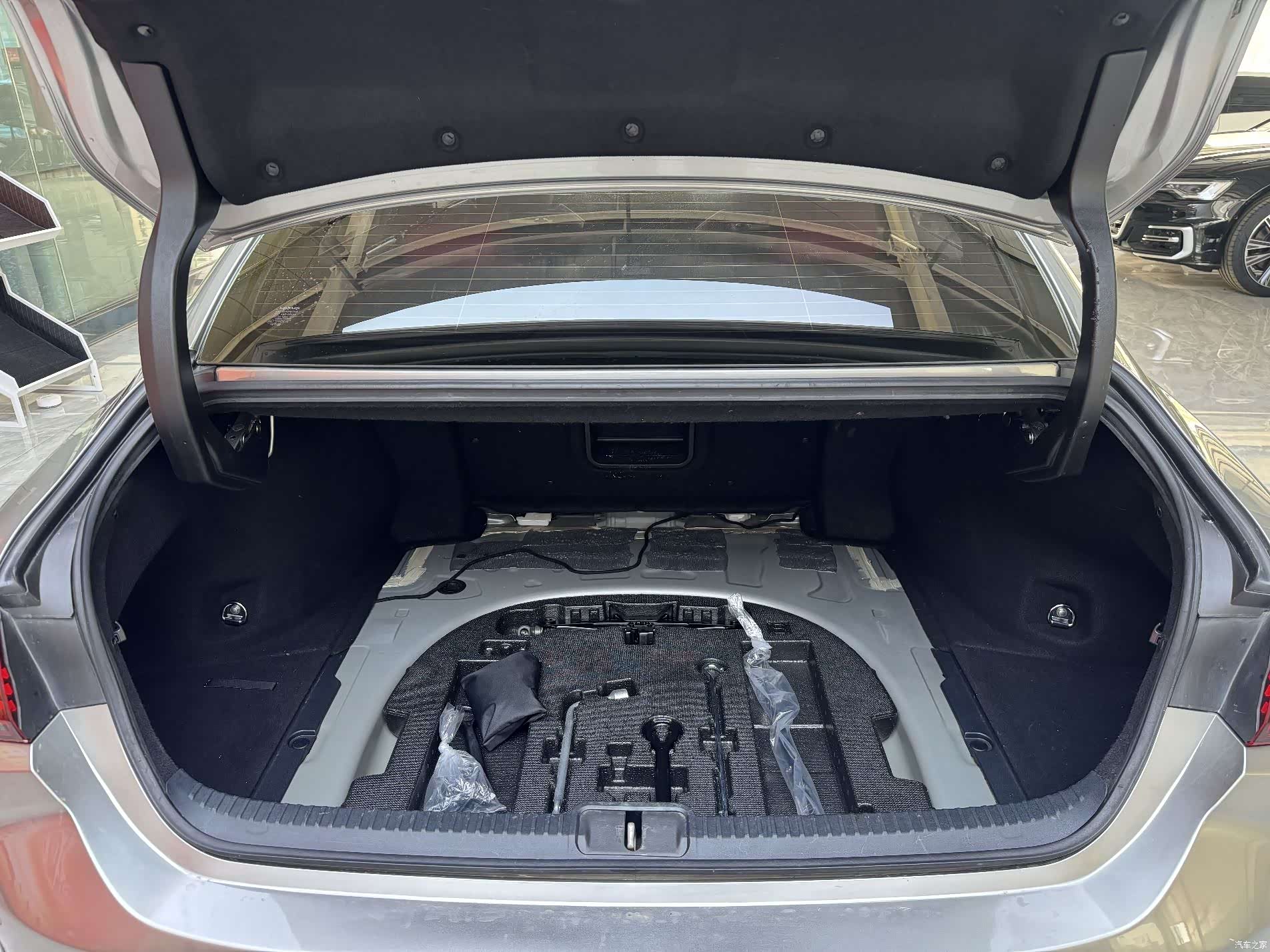 Lexus ES, 2021 17