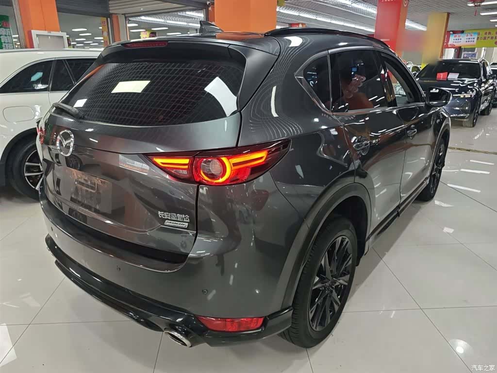 Mazda CX-5, 2022 все фото