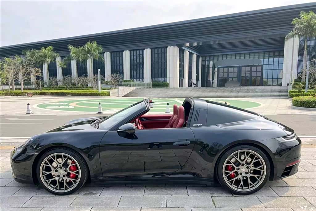 Porsche 911, 2022 2