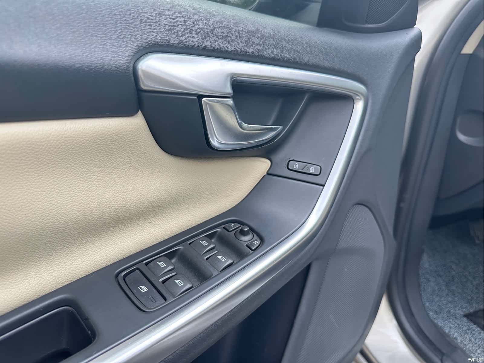 Volvo S60, 2014 11