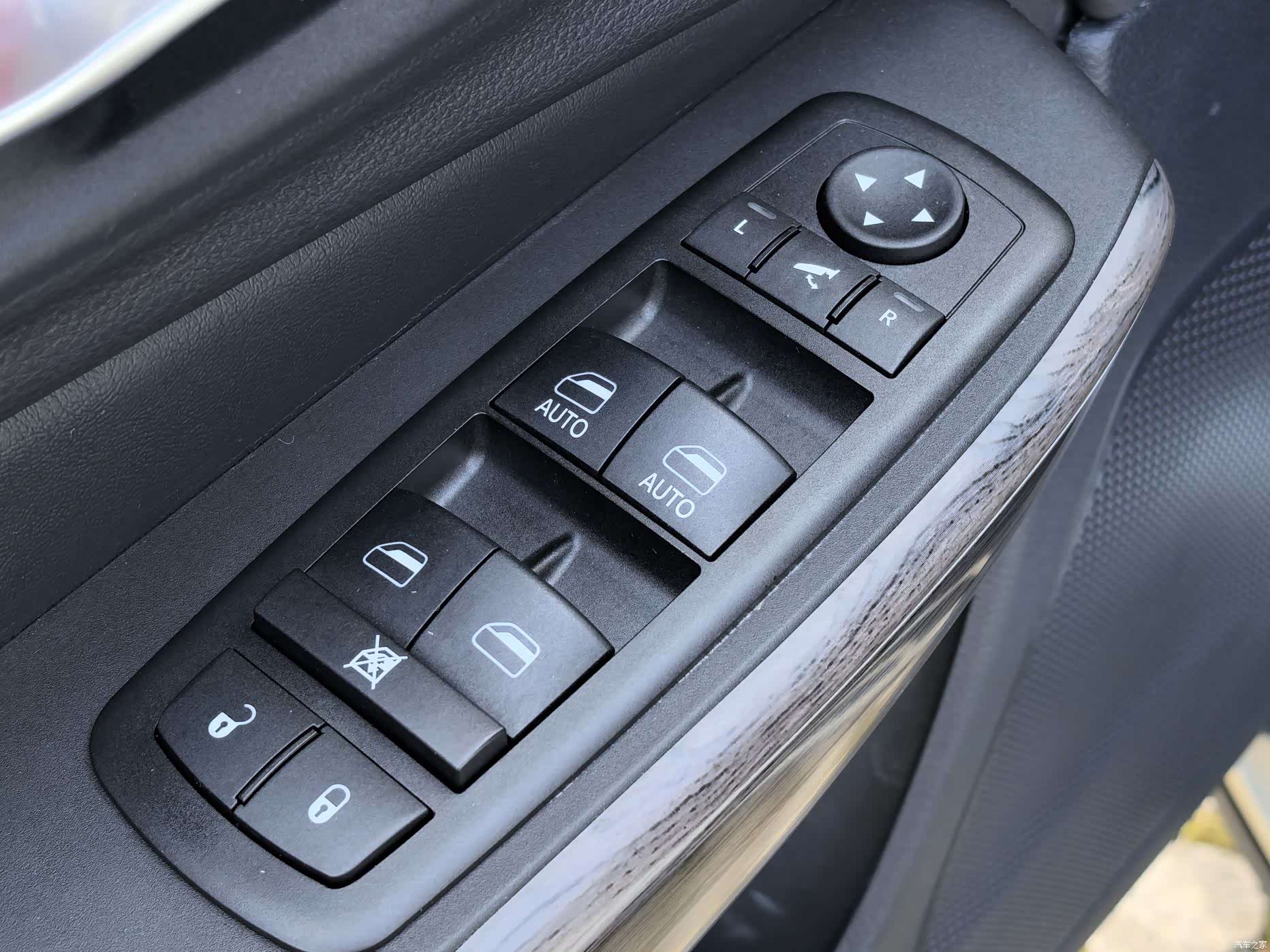 Jeep Cherokee, 2021 20