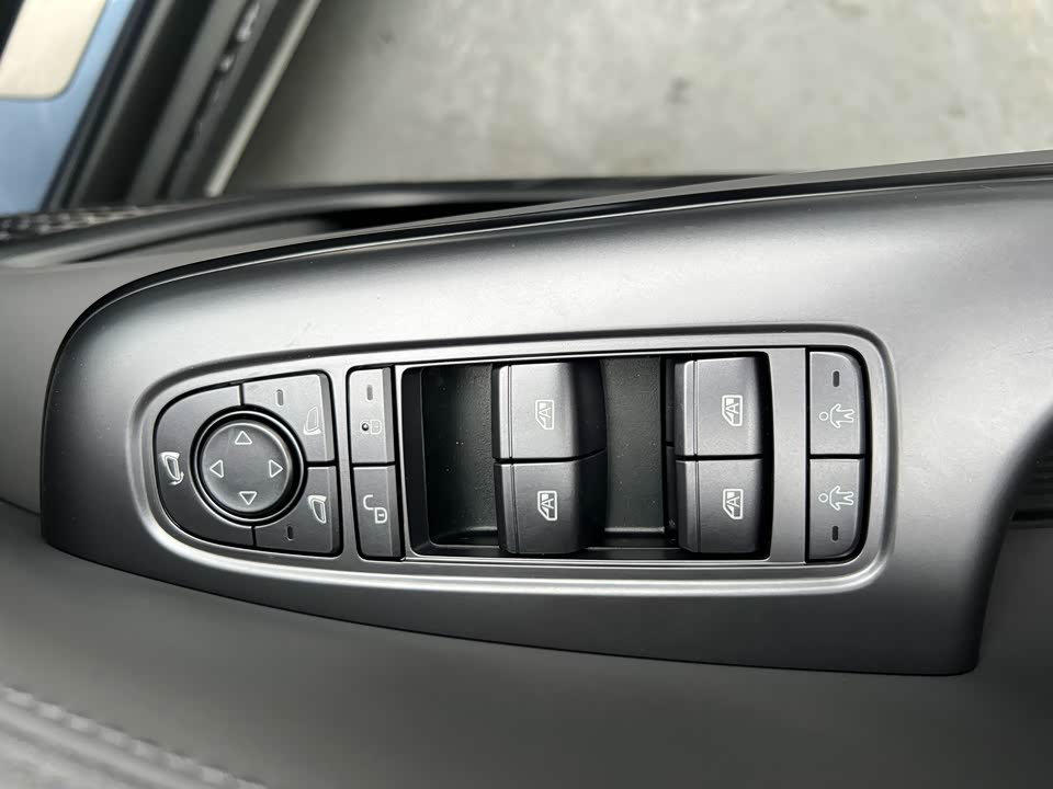 BYD Seal 07 DM-i BYD Seal 07 DM-i