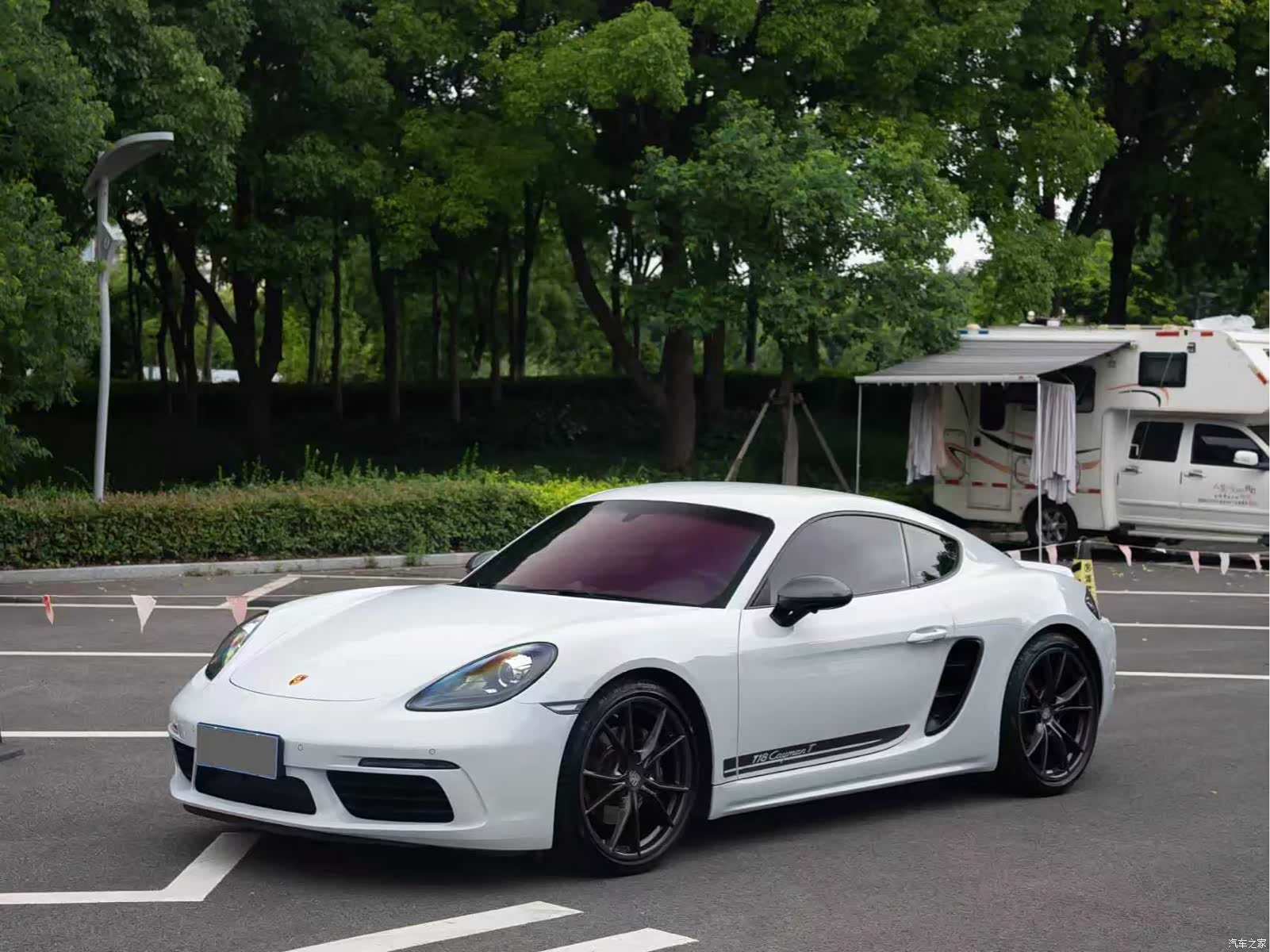 Porsche Cayman, 2021 1