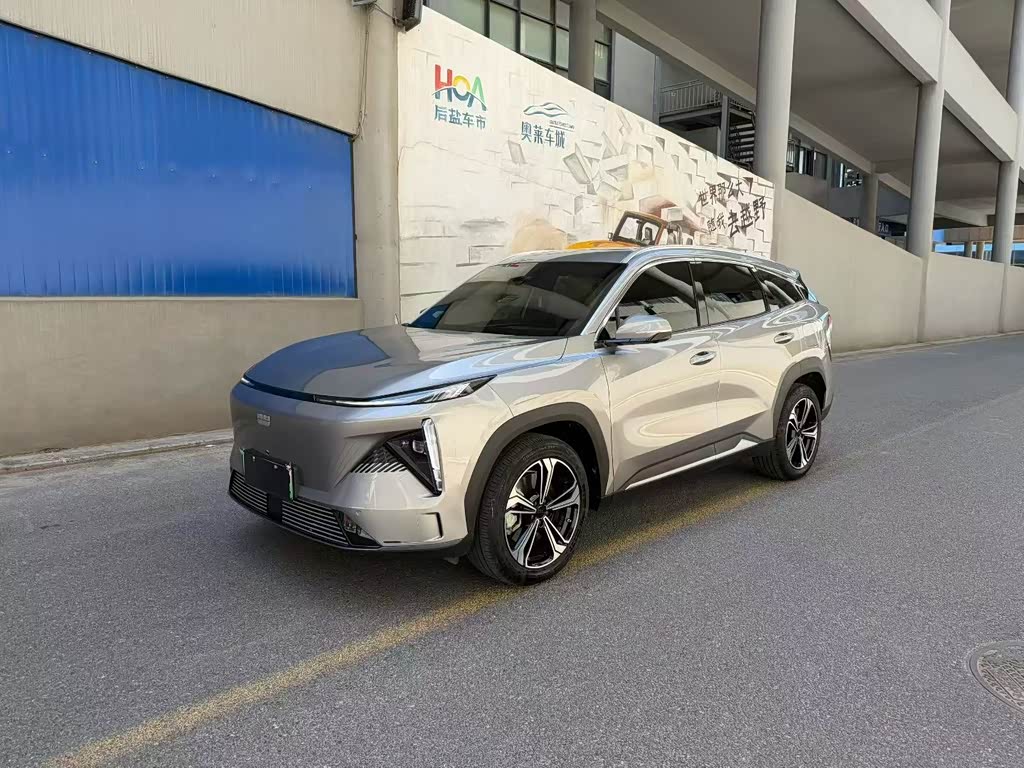 Geely Galaxy L7