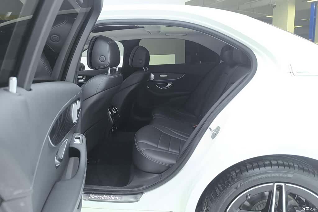 Mercedes-Benz C-Class, 2021 11