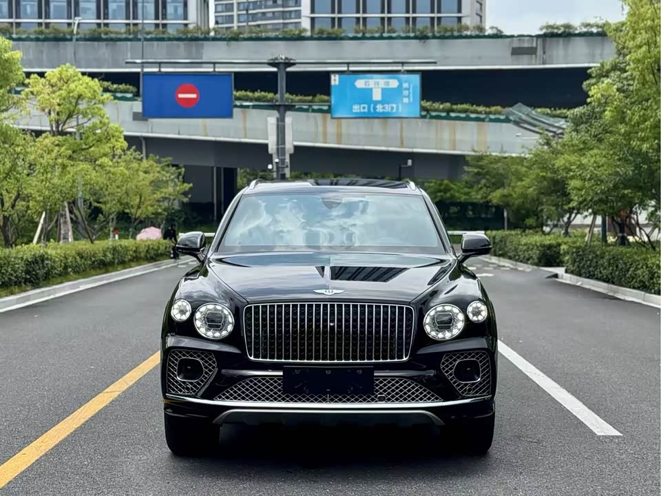 Bentley Tim Yue Bentley Tim Yue