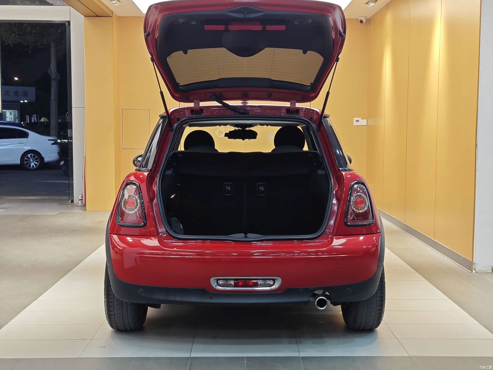 Mini ONE, 2014 24