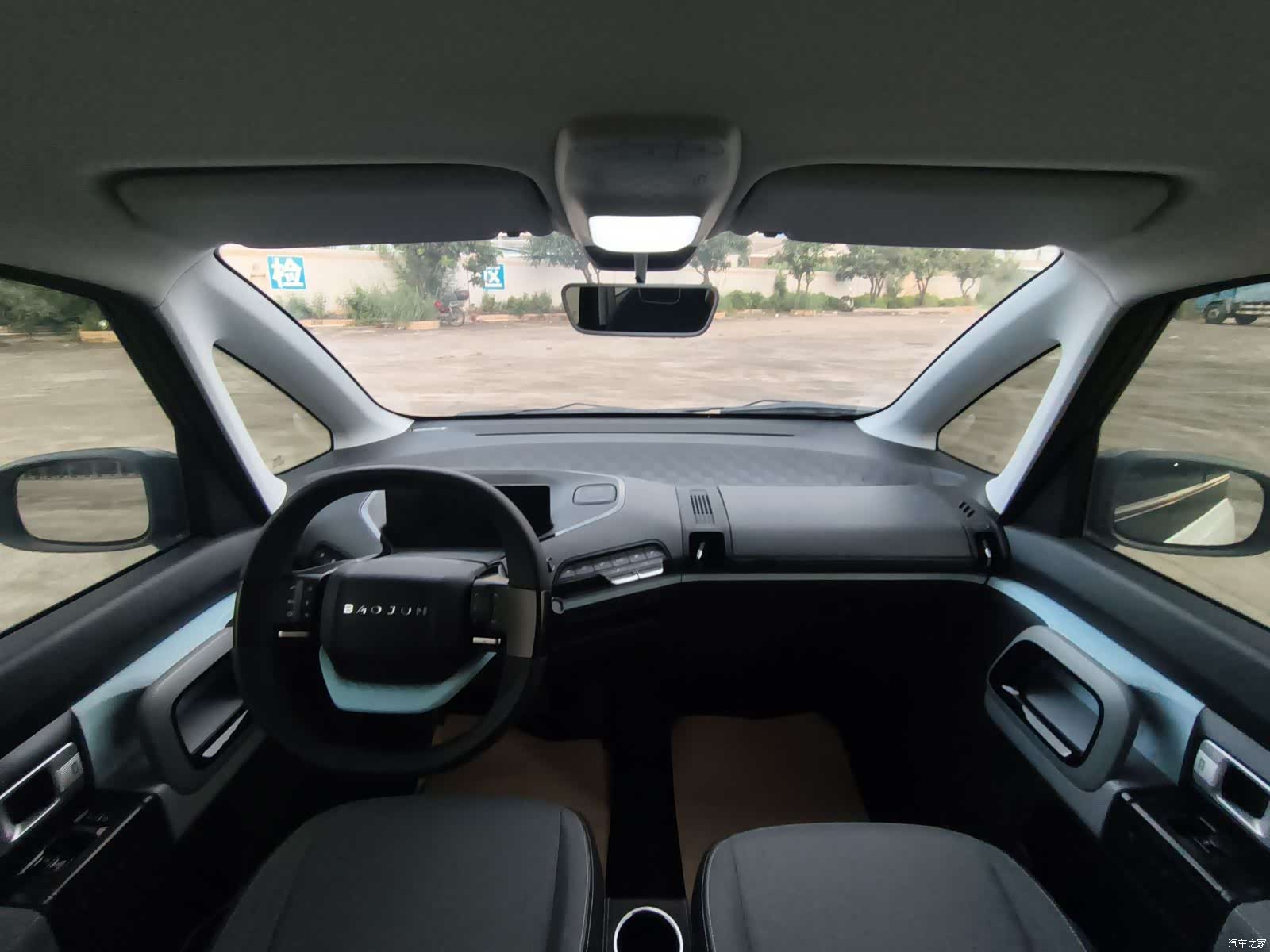 Wuling E300, 2021 12