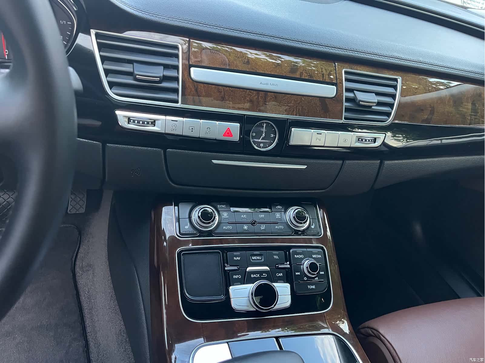 Audi A8L, 2016 13