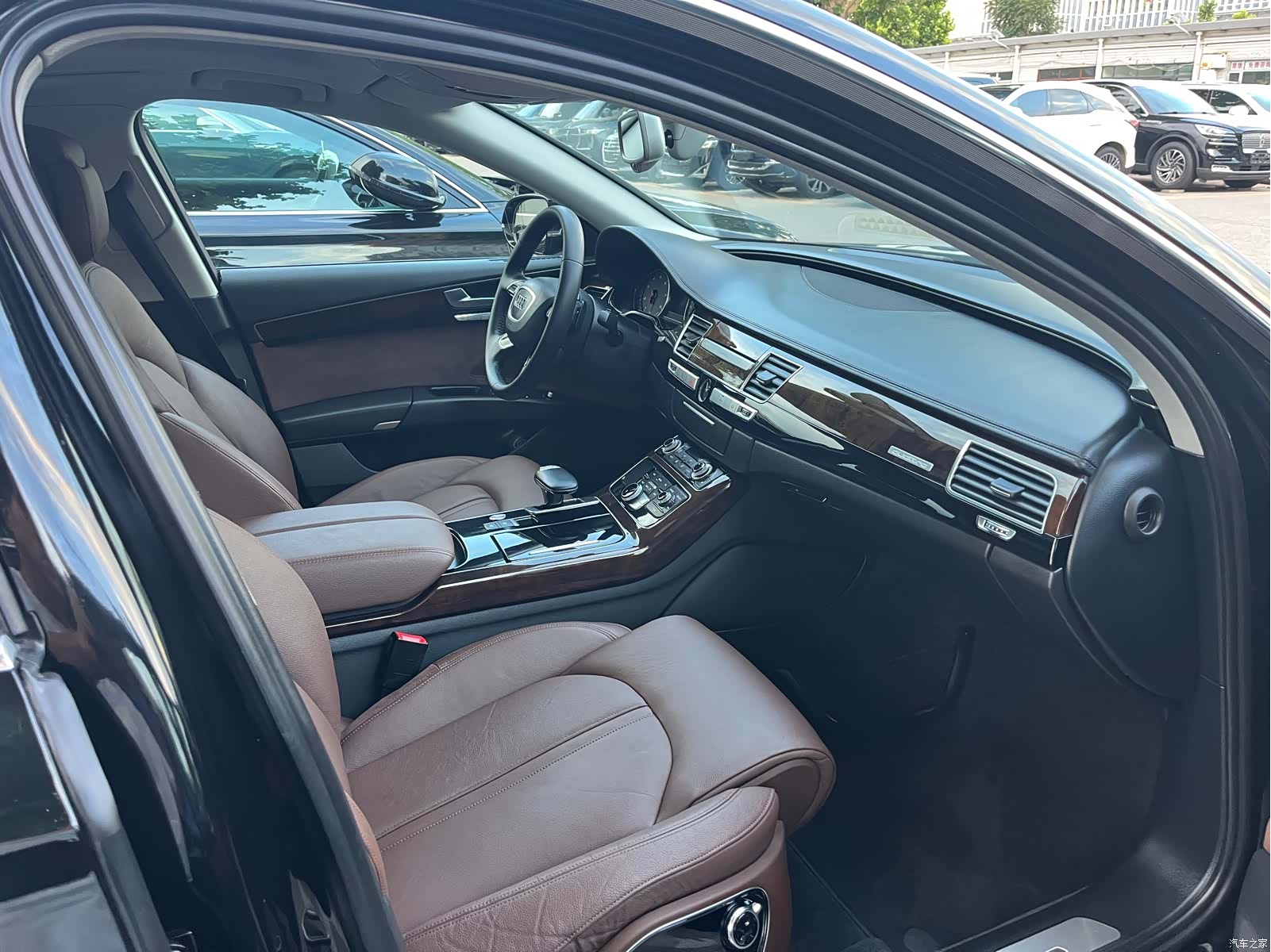 Audi A8L, 2016 38