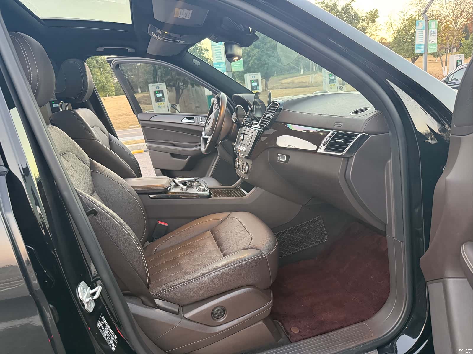 Mercedes-Benz GLS, 2017 12