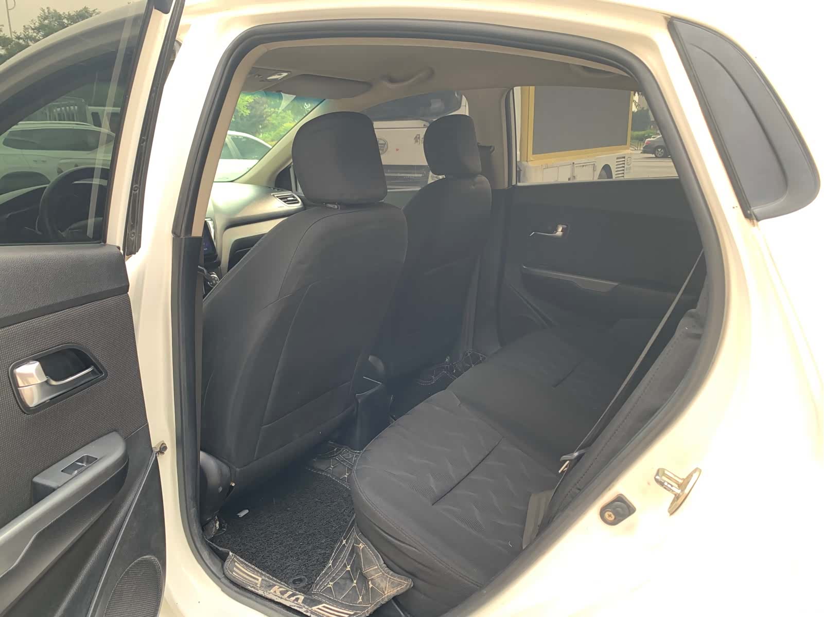 Kia K2, 2015 6