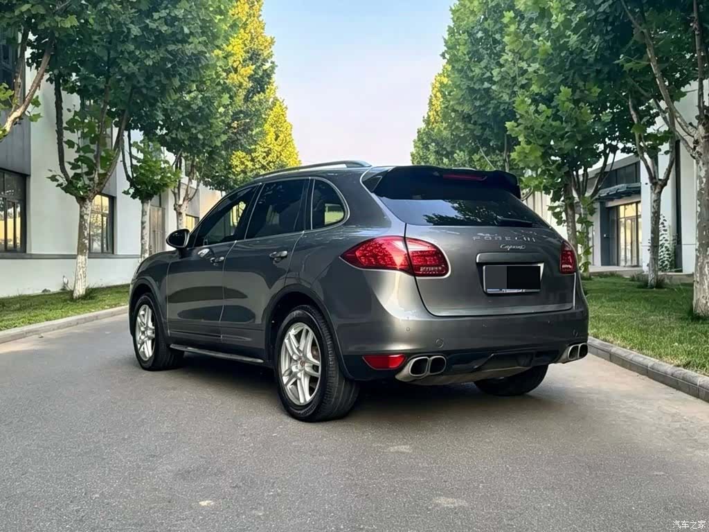 Porsche Cayenne, 2012 3