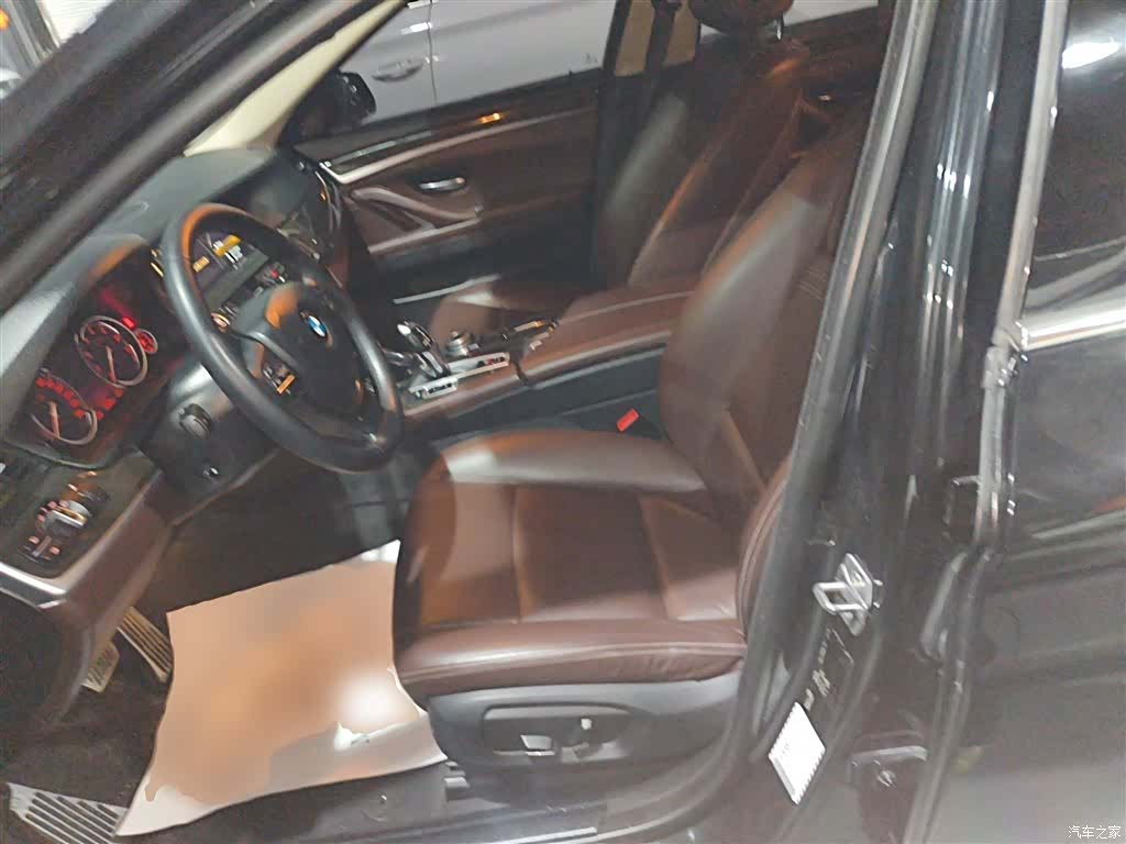 BMW 5 Series, 2017 11