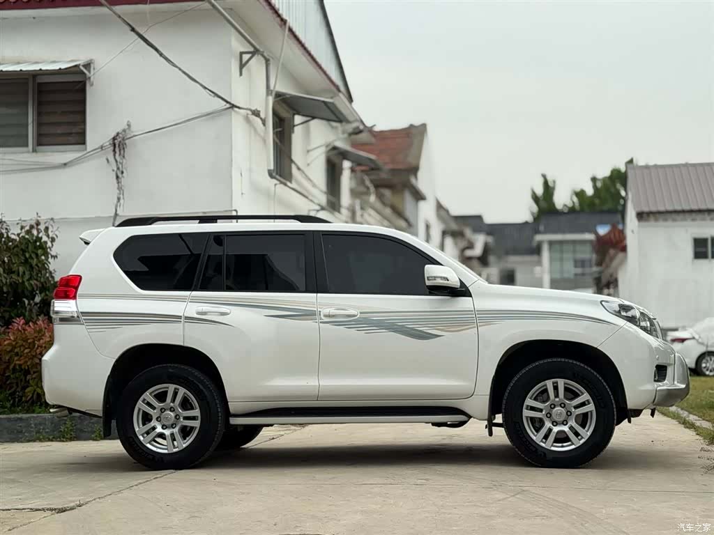 Toyota Prado, 2012 все фото
