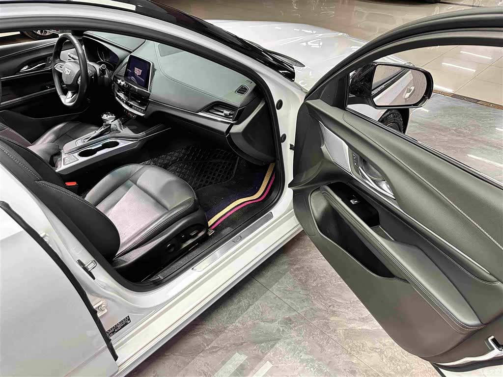 Cadillac CT4, 2022 17