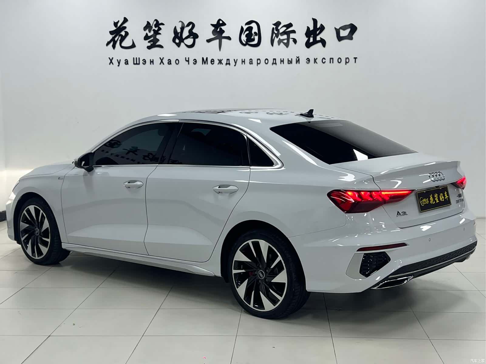 Audi A3, 2023 все фото