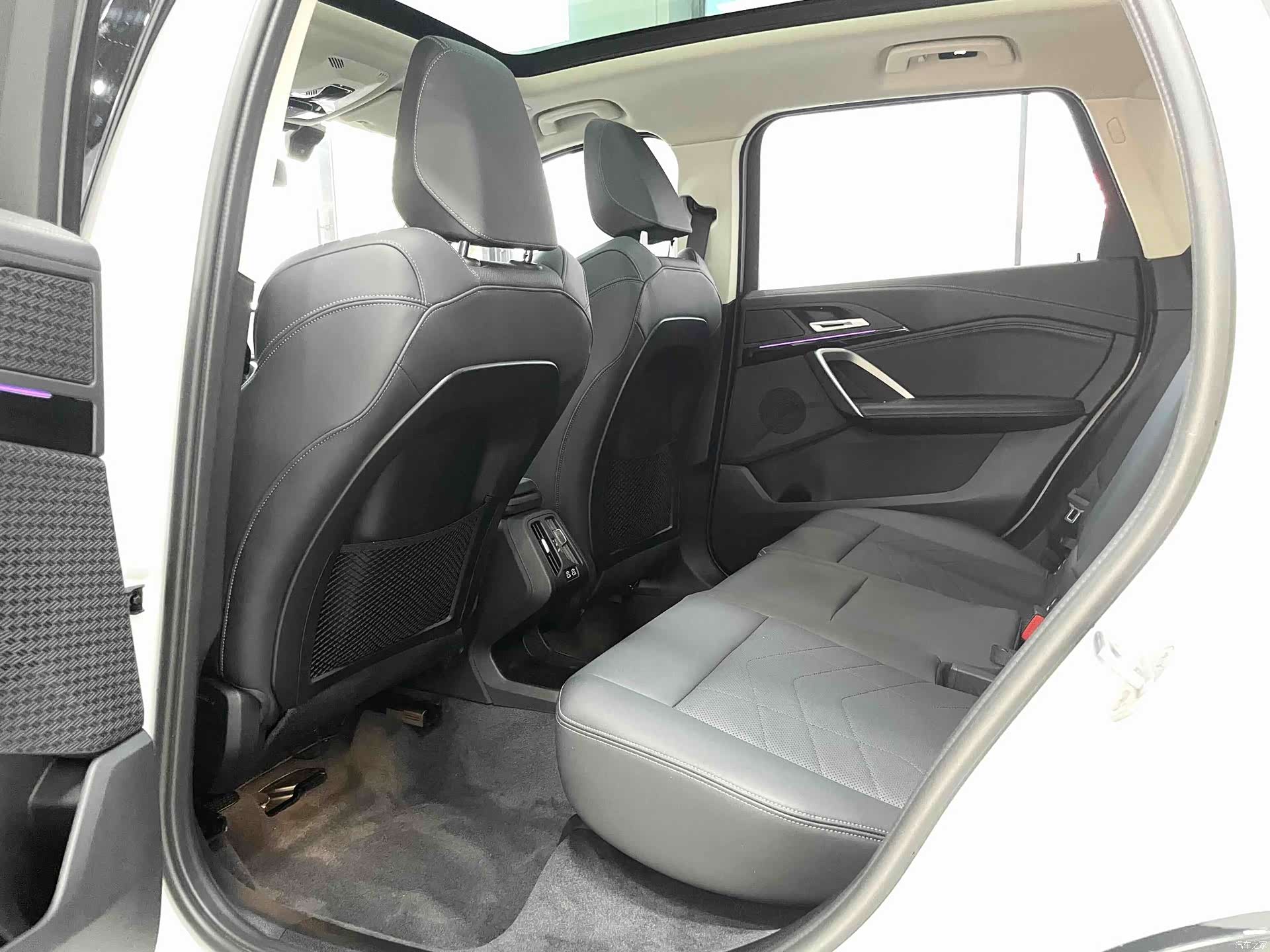 BMW X1, 2023 10