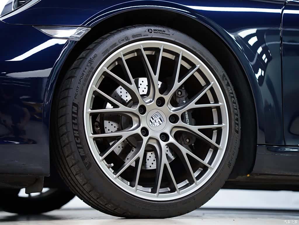 Porsche 911, 2019 20