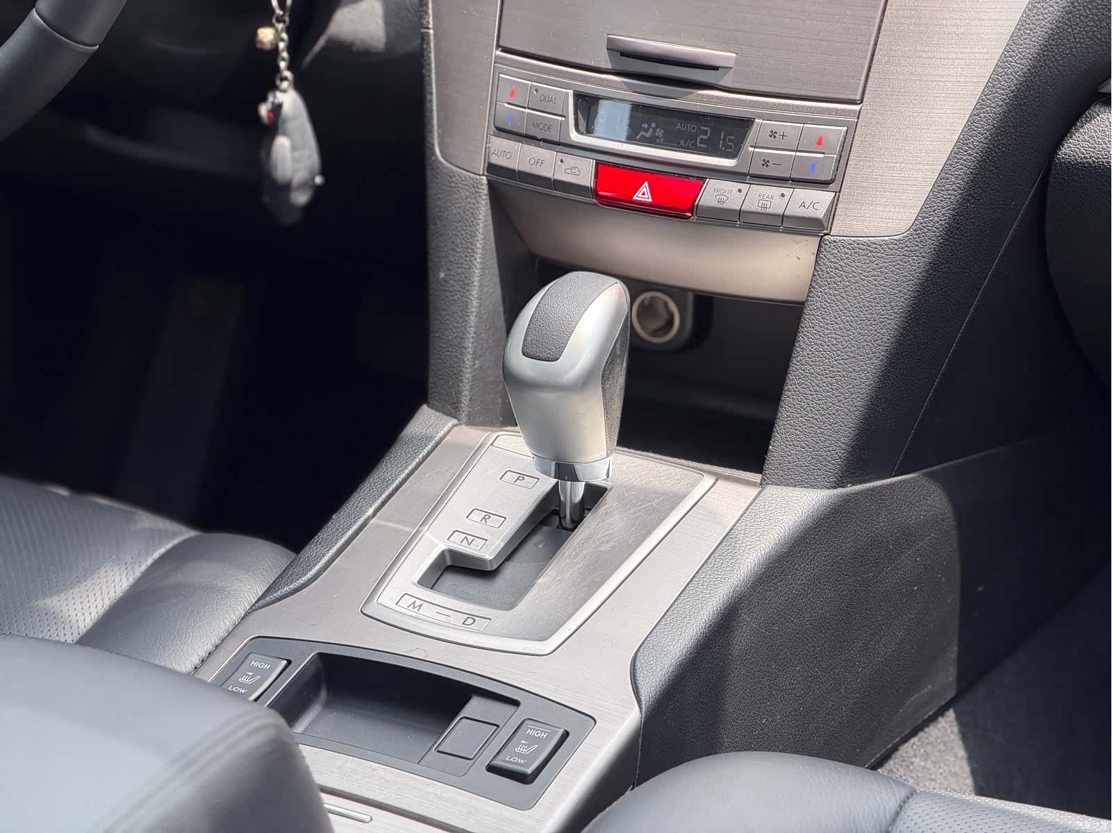 Subaru Legacy, 2010 7