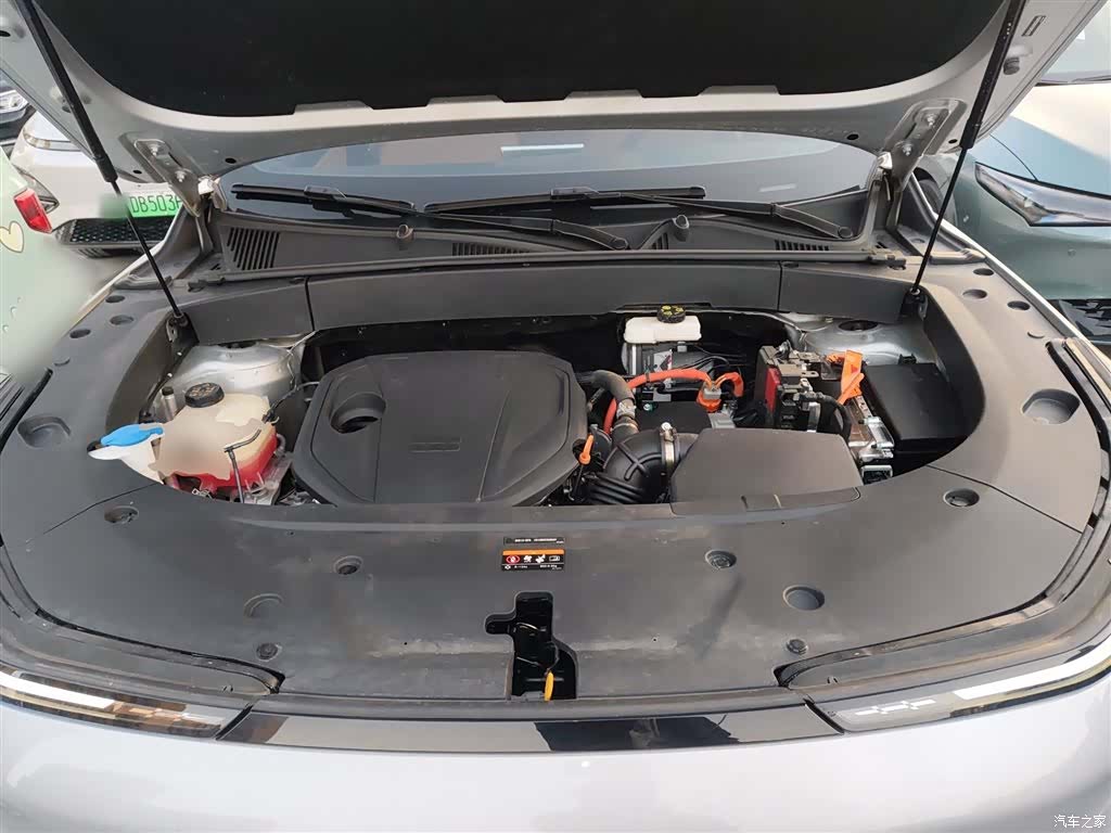 Geely Galaxy L7, 2025 20