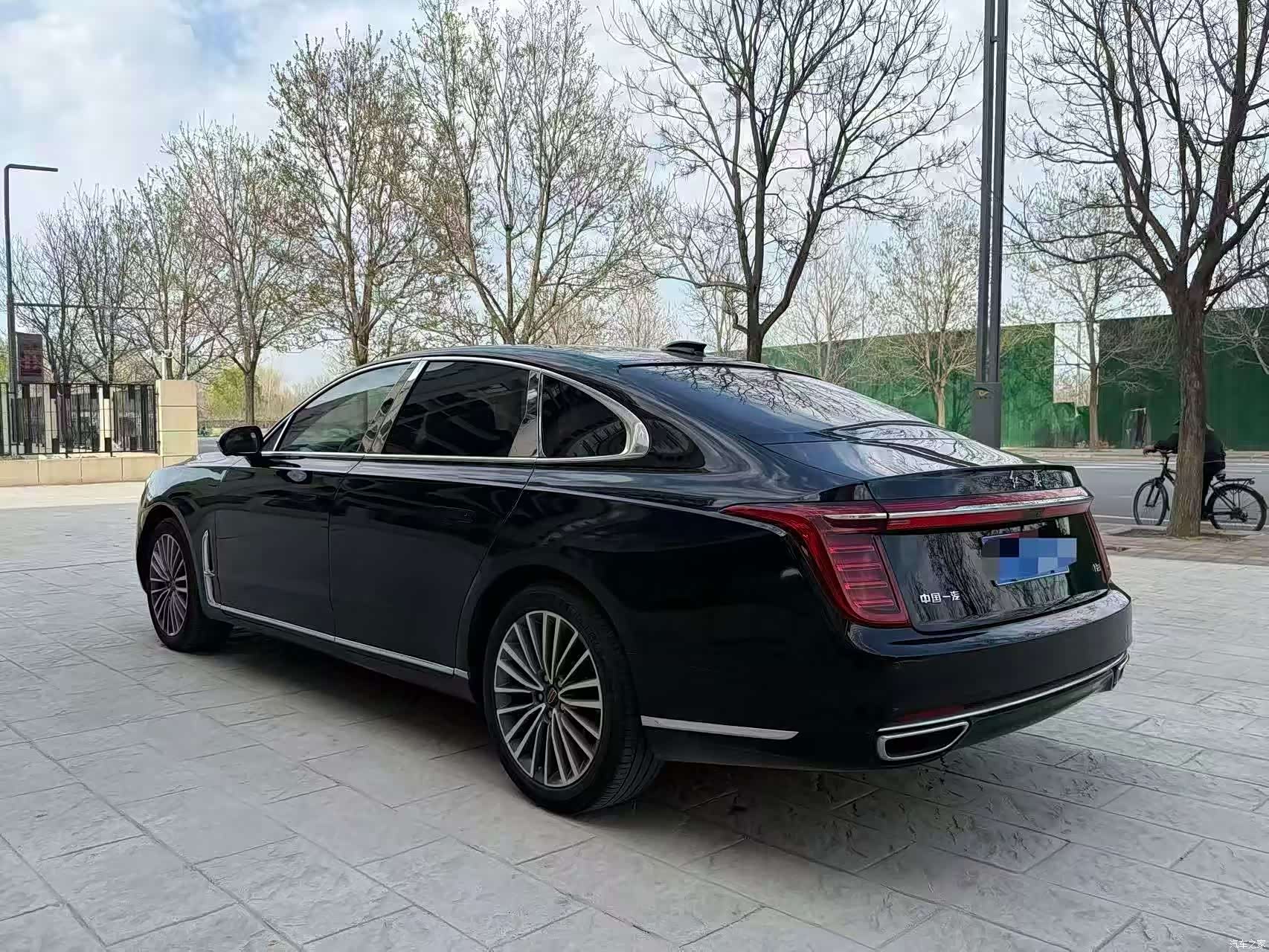 Hongqi H9, 2023 7