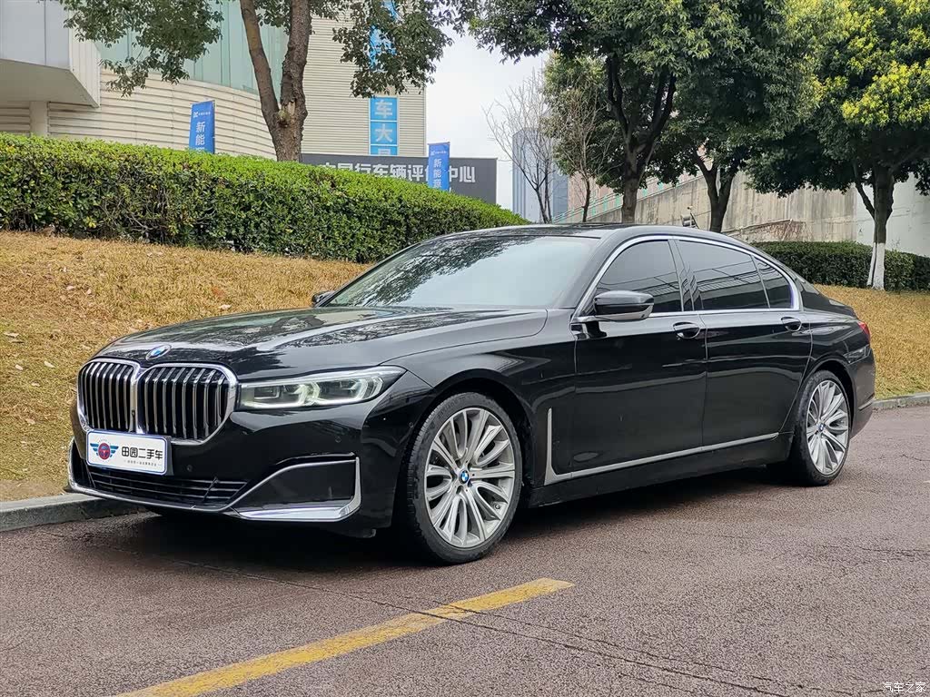 BMW 7 Series, 2021 1