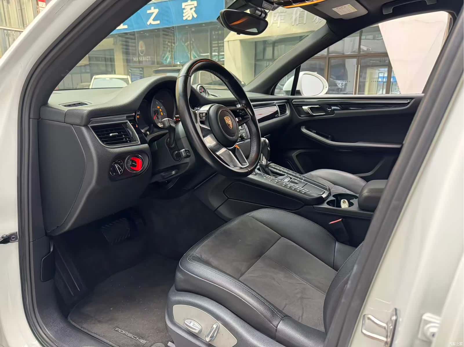 Porsche Macan, 2015 12
