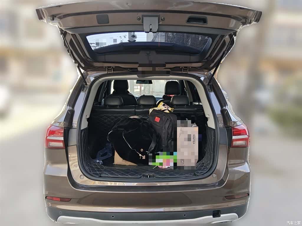 Roewe RX5, 2017 10