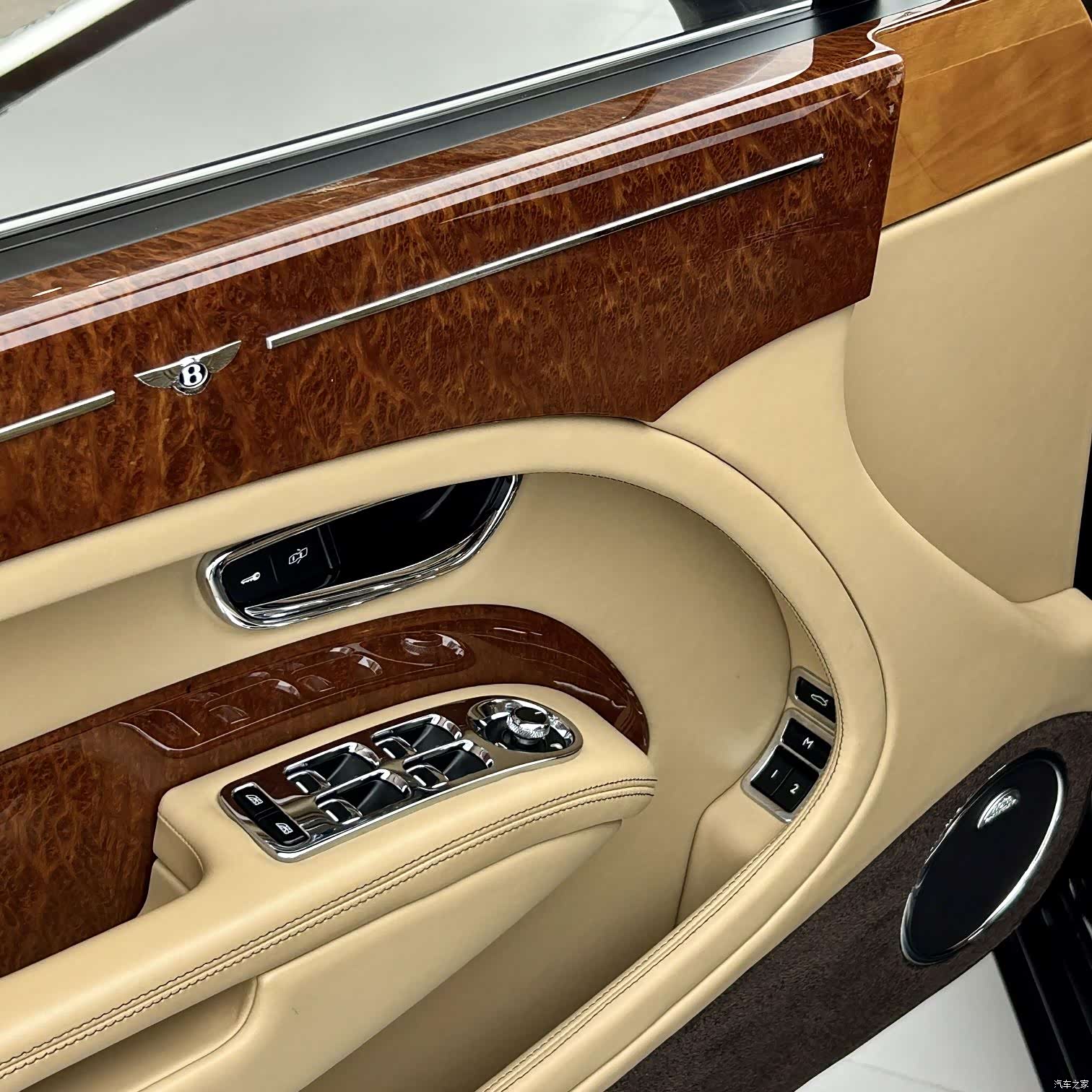 Bentley Mulsanne, 2018 8