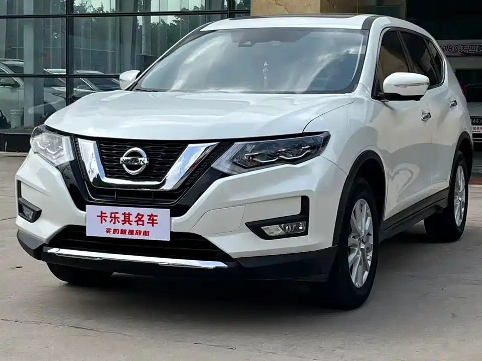 Nissan Qijun