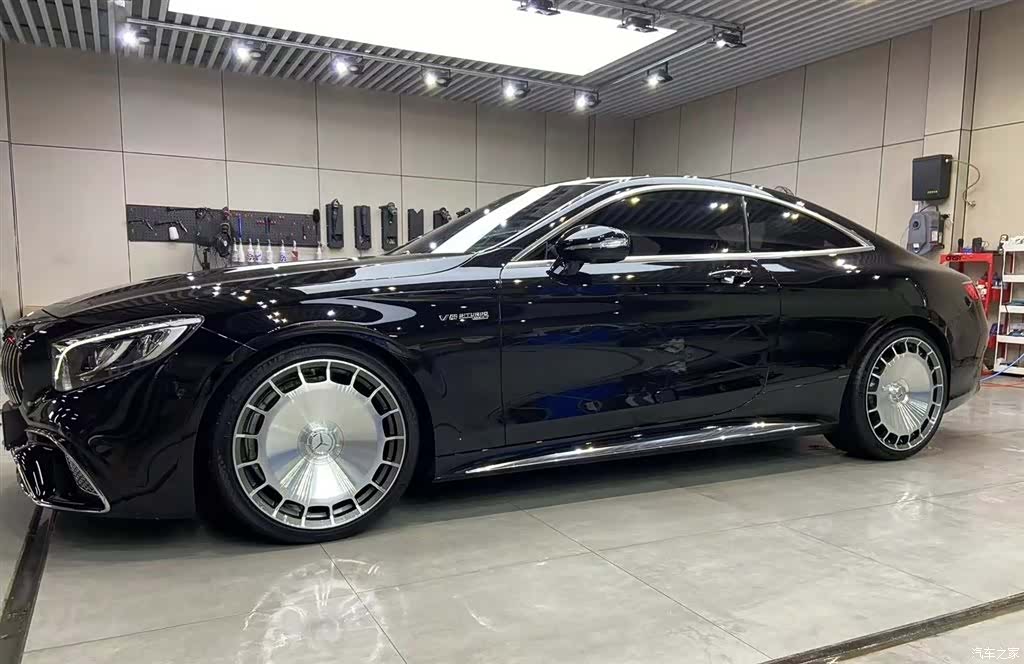 Mercedes-Benz S-Class, 2019 3