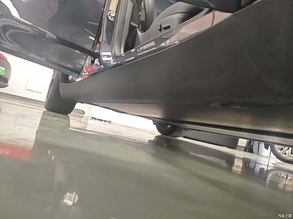 Tesla Model Y, 2024 21