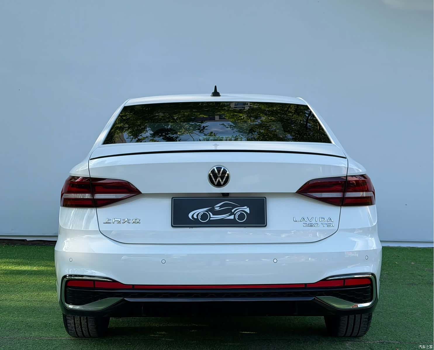 Volkswagen Lavida, 2023 все фото