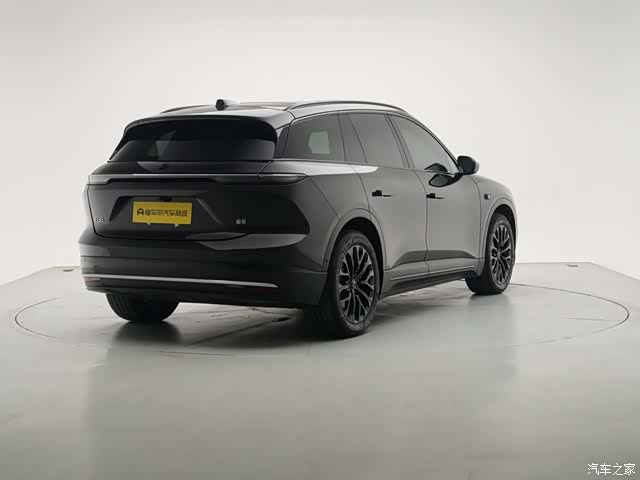 NIO ES6, 2024 6
