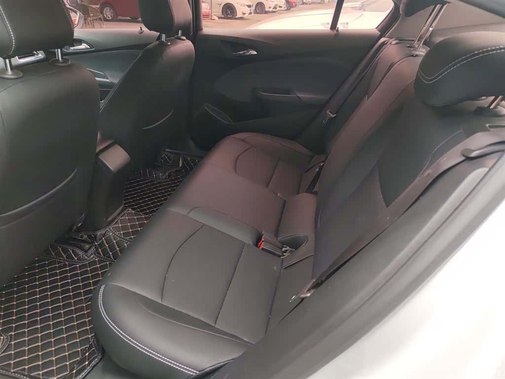Chevrolet 320, 2018 17