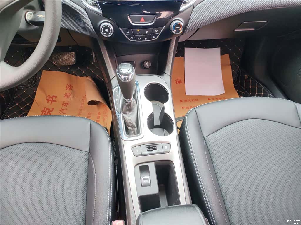 Chevrolet 320, 2018 14