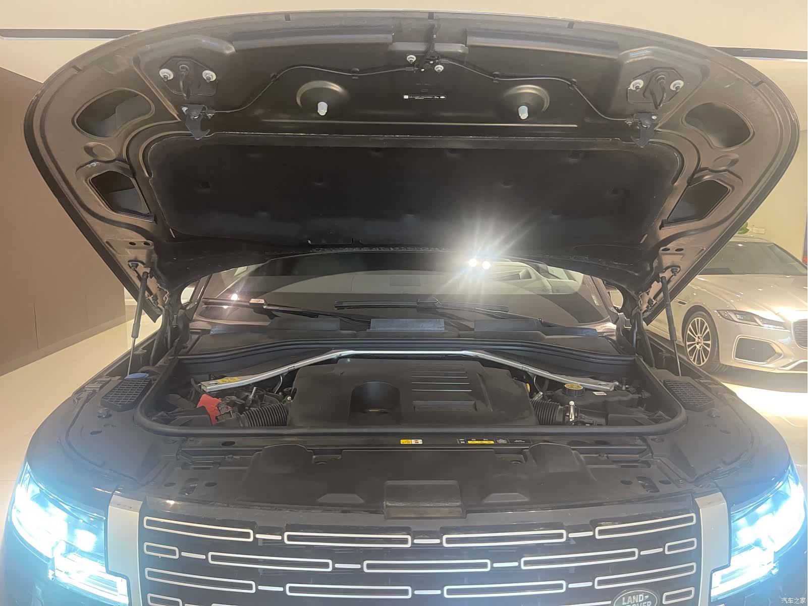 Land Rover Range Rover, 2024 11
